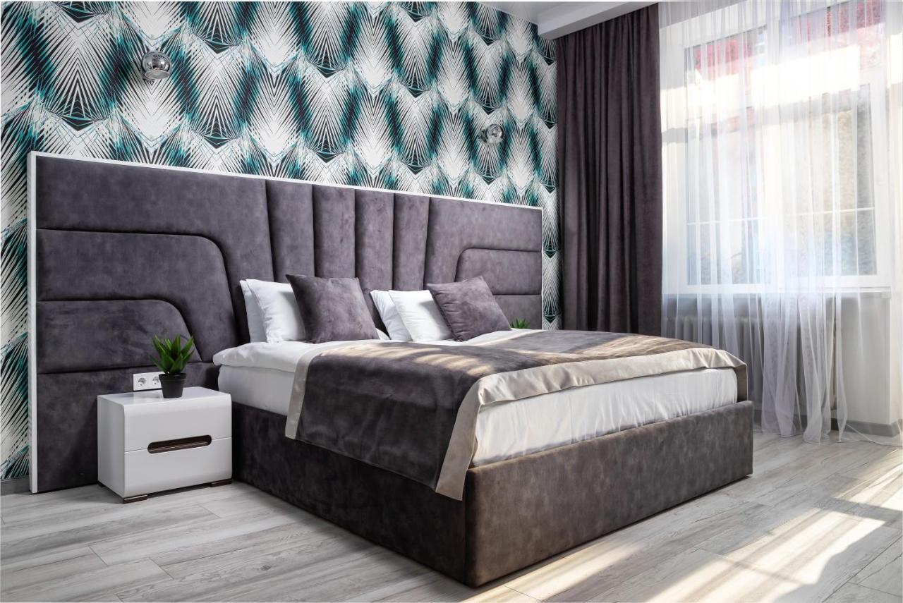 Levia Apartment-With 2 Bedrooms In The Old Town Lviv Exterior photo